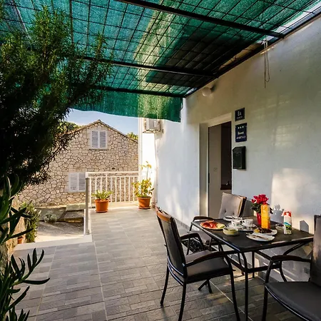 Lorena Mljet Apartman Pomena