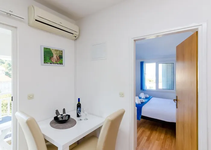 Lorena Mljet شقة *