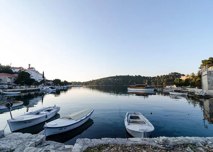 شقة Lorena Mljet بومينا